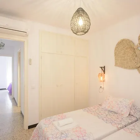 - Nº2 * Empuriabrava